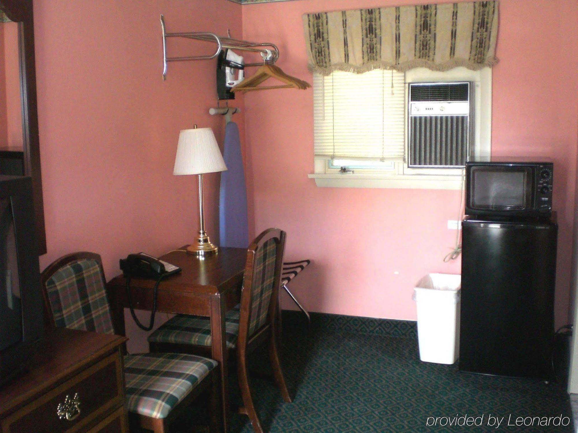 Pilgrim & Motel 2*